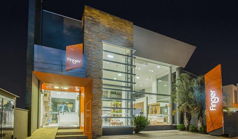 FINGER CANOAS CORREA E CORREA COMERCIO DE MOVEIS LTDA