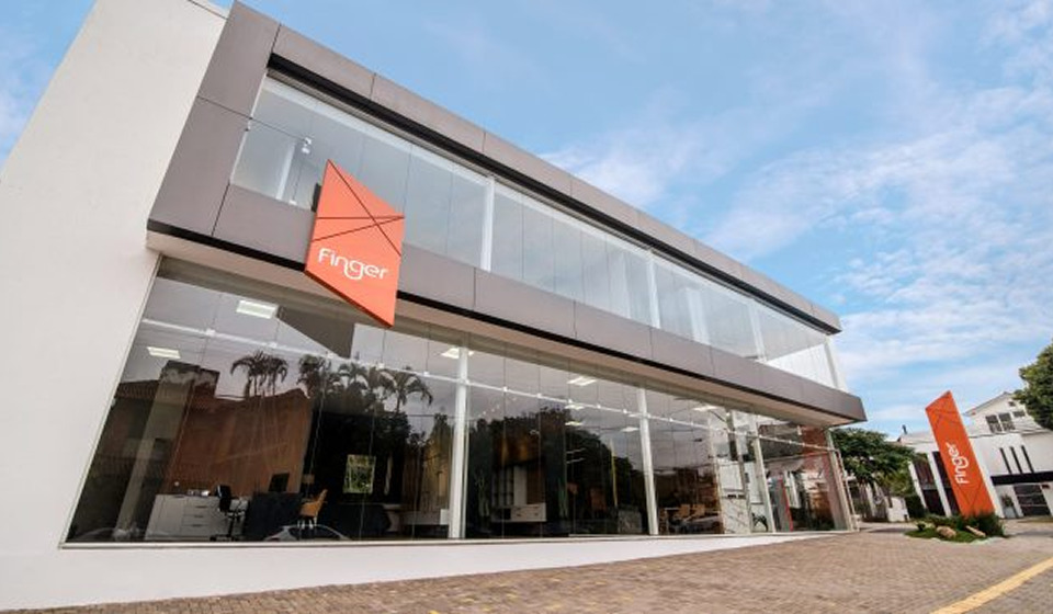 Porto Alegre FINGER PLÍNIO HUB INDUSTRIA E COMERCIO DE MOVEIS EIRELI